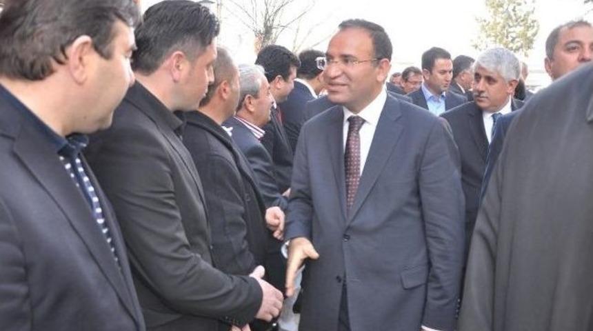 Adalet Bakanı Bekir Bozdağ: