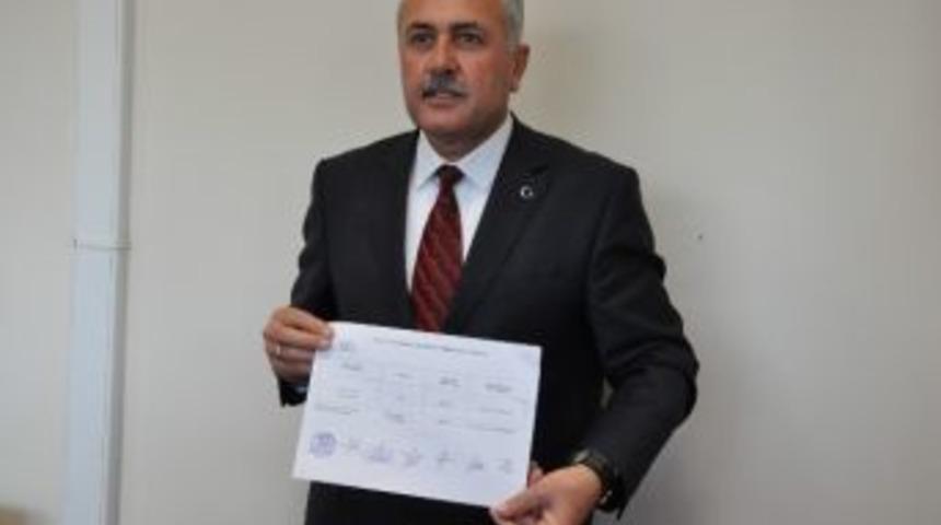 Mhp&rsquo;den D&ouml;rtyol Belediye Başkanı Se&ccedil;ilen Toksoy Mazbatasını Aldı