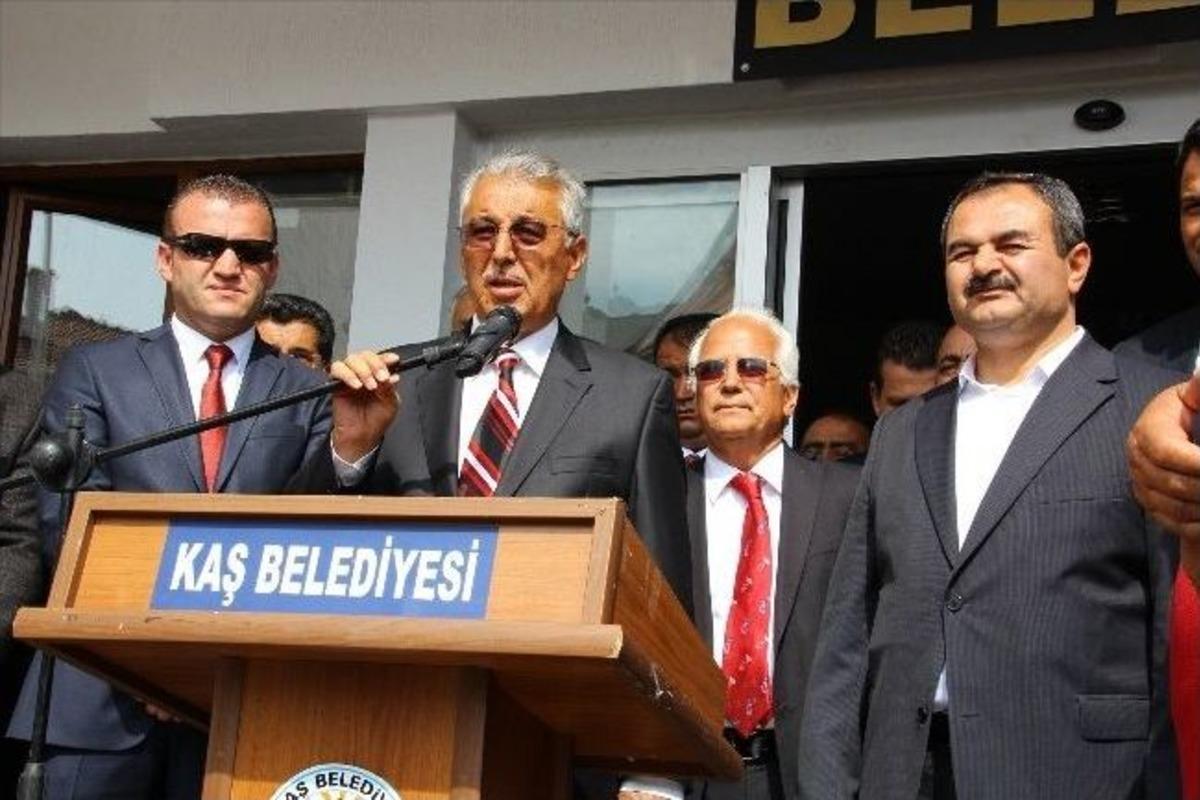 Kaş'ta Halil Kocaer D&ouml;nemi Resmen Başladı