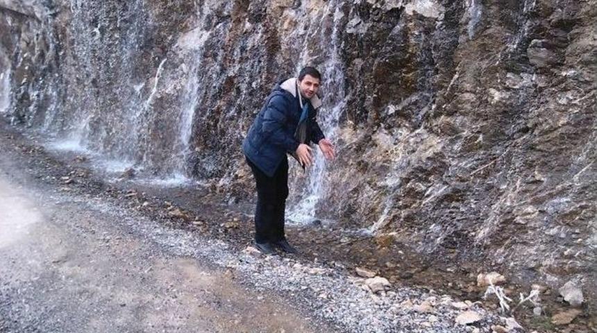Yol &Ccedil;alışmaları Şelale&rsquo;nin G&ouml;r&uuml;n&uuml;m&uuml;&rsquo;ne Zarar Verdi