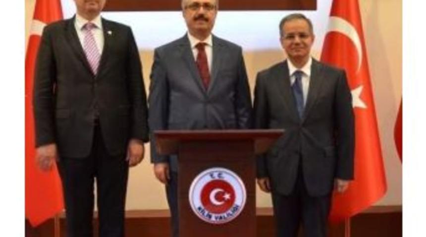 Vali Tapsız&rsquo;a Ziyaret