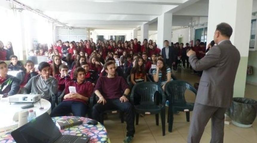 Kırklareli Emniyetinden 'gen&ccedil;lik Ve G&uuml;venli Gelecek' Konferansı