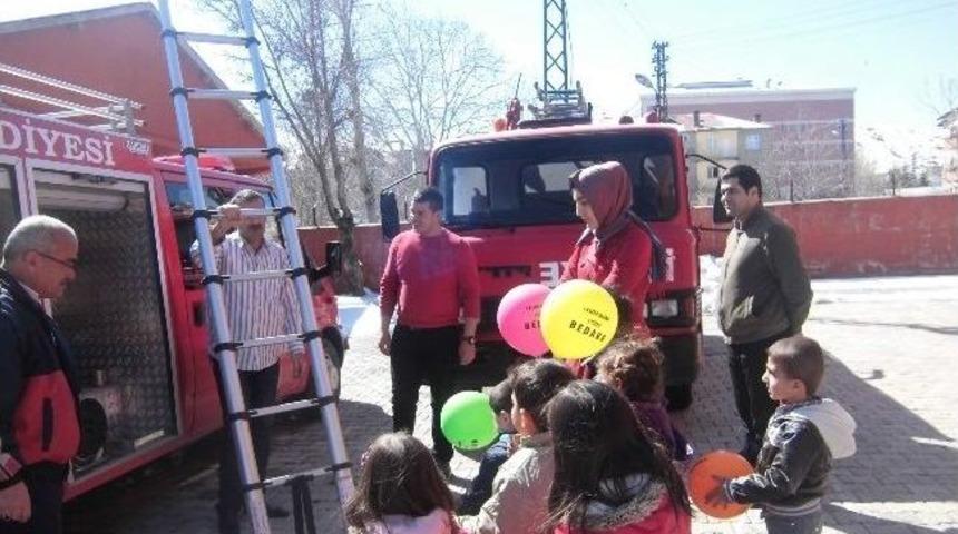 Minikler Meslekleri Yerinde &Ouml;ğreniyor