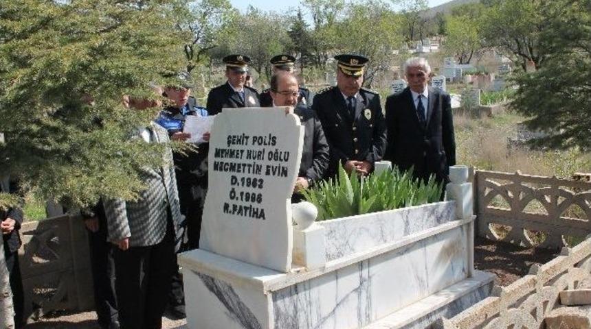 Elazığ Emniyeti Şehitlerini Unutmadı