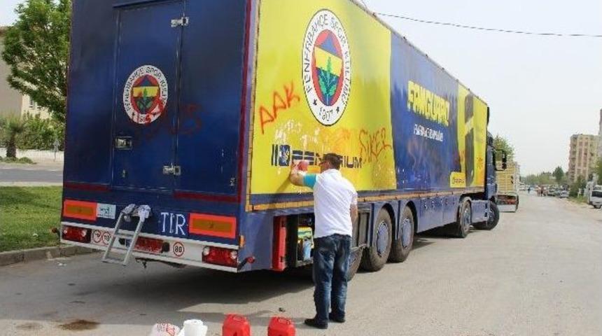 Fener Tırı'na Saldırı