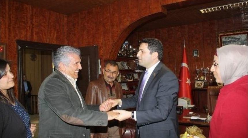 Elibol&rsquo;dan Gen&ccedil; Başkana Ziyaret