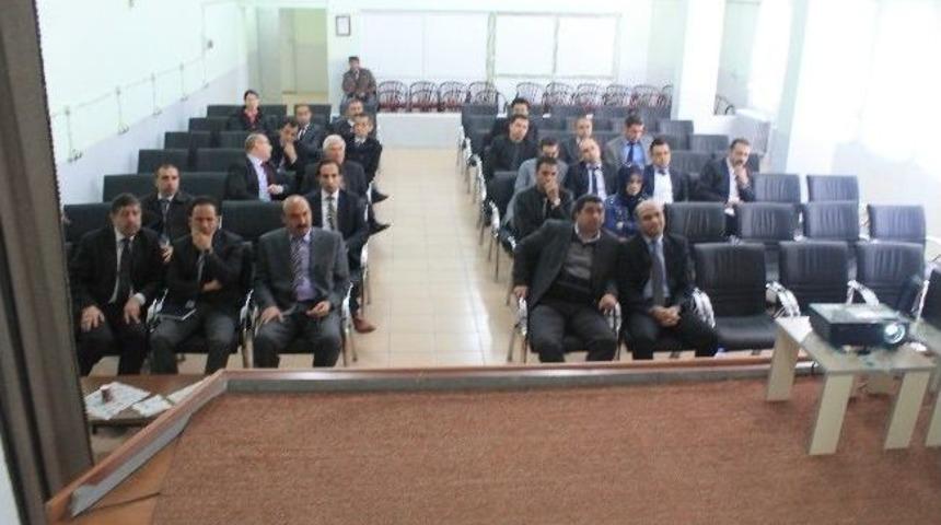 Varto&rsquo;da Stratejik Planlama Semineri D&uuml;zenlendi