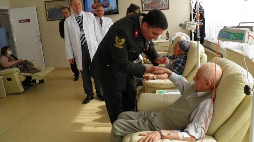 Jandarmadan Kanser Hastalarına Ziyaret