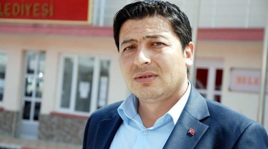 Zafertepe&ccedil;alk&ouml;y Muhtarı &Ouml;m&uuml;r Eldiven: