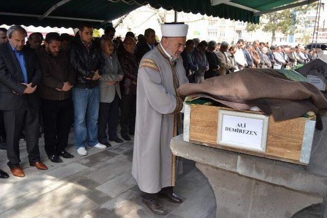 Eğitim Bir Sen Kayseri Şube Başkanı Aydın Kalkan'ın Acı Günü