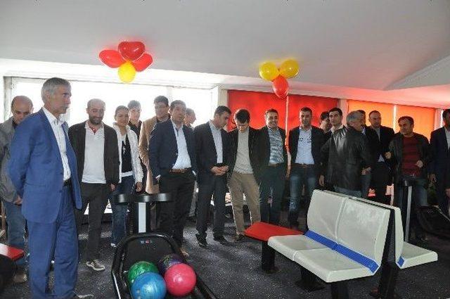 Patnos'ta Bowling Salonu Açıldı