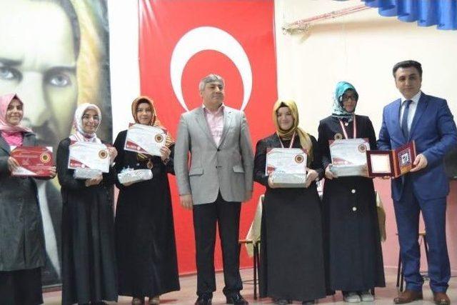 Boz&uuml;y&uuml;k te 5 inci Uluslararası Arap&ccedil;a Bilgi Ve Etkinlik Yarışması 2