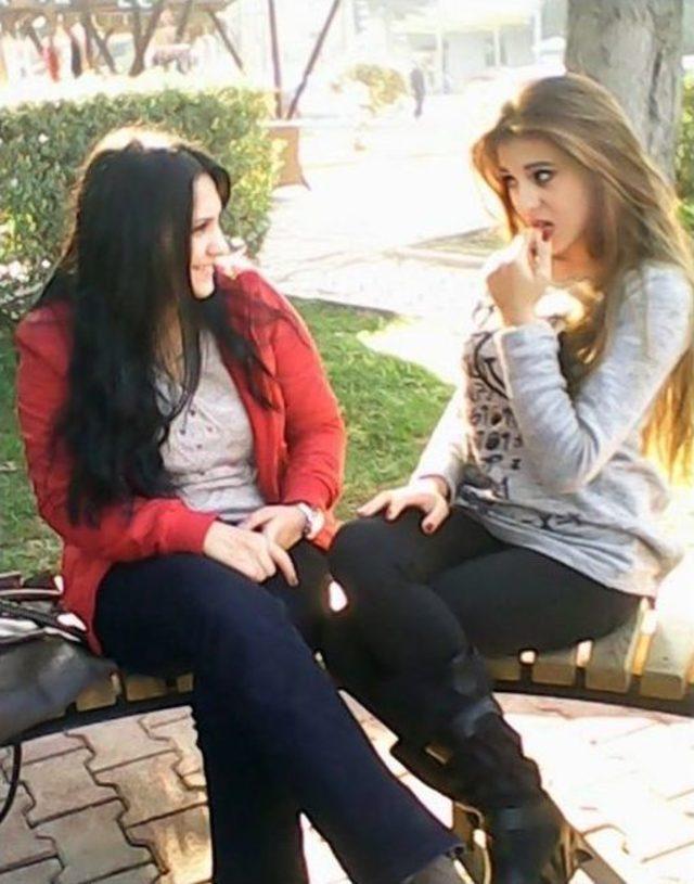 Üniversiteli Öğrencileri Trafik Kazası Ayırdı: 1 Ölü, 3 Yaralı 2