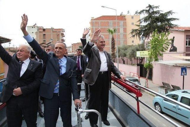 Ak Parti İzmir Milletvekili Binali Yıldırım: 1