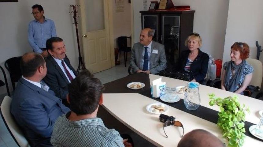 Romen Kuş G&ouml;zlemcilerden Ziraat Odasına Ziyaret