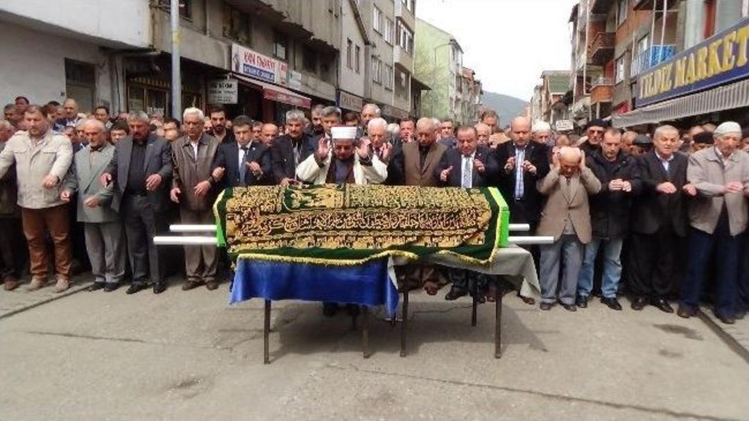 Başkan Olduktan 5 G&uuml;n Sonra Babasını Kaybetti