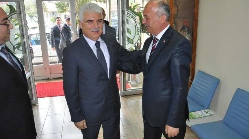 Dursunbey Belediye Başkanı Bah&ccedil;avan'a Ziyaretler S&uuml;r&uuml;yor