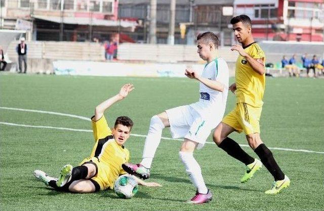 U-15 Şampiyonu Damlaspor