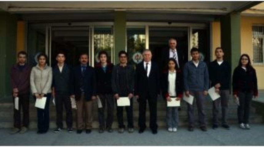 Ygs&rsquo;de T&uuml;rkiye &Uuml;&ccedil;&uuml;nc&uuml;s&uuml; Adana Anadolu Lisesi'nden