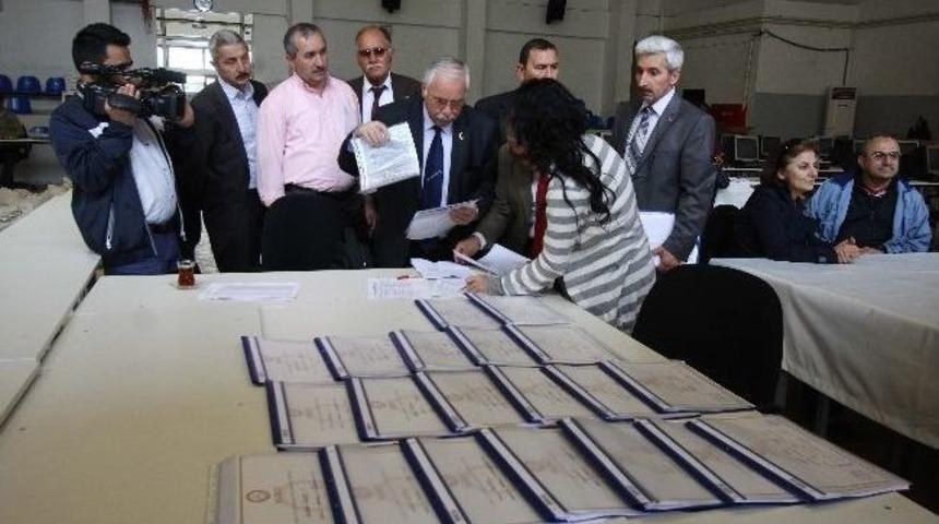 Bayraklılı Muhtarlar G&ouml;reve Başladı