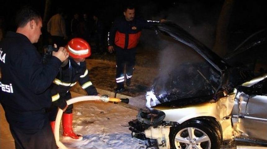 Kaza Yapan Ara&ccedil; Alev Aldı