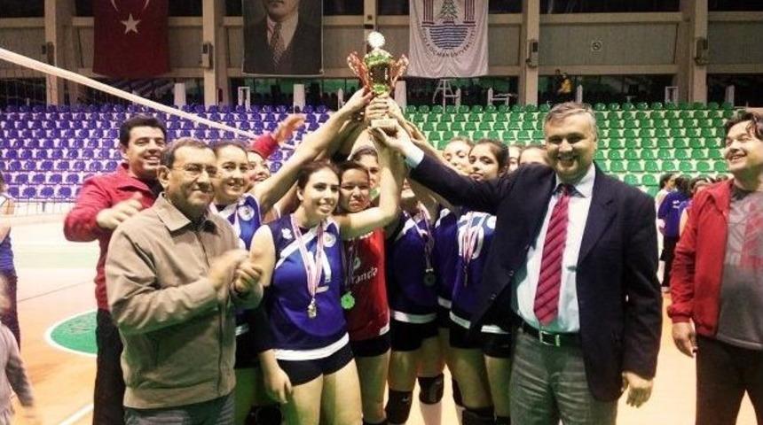 Voleybol Genç Kızlar Ligi Sona Erdi