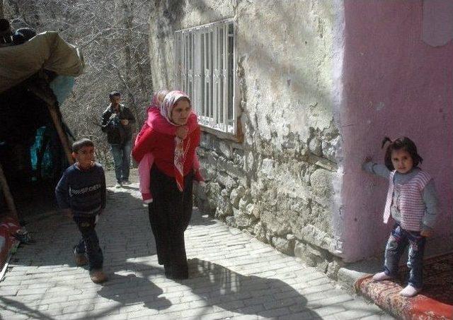 (özel Haber) Böbrek Hastası Kardeşlerin Dramı 2