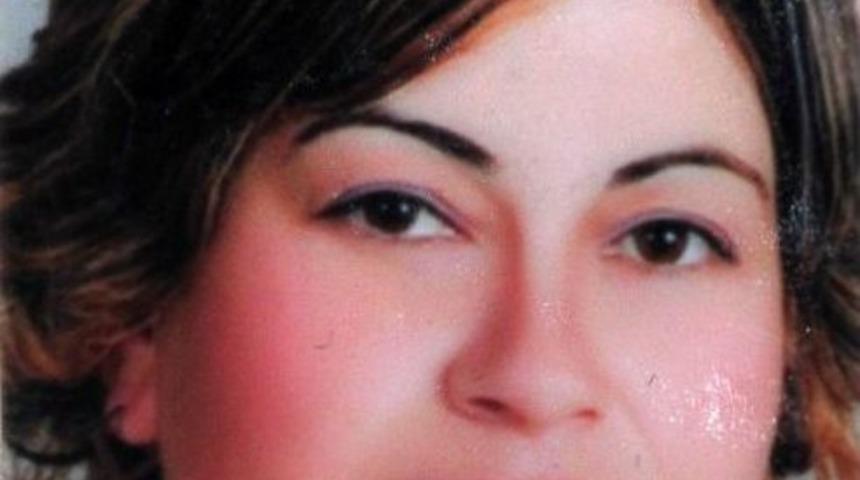 Emekli Polis Boşanmak İsteyen Eşini &Ouml;ld&uuml;rd&uuml;