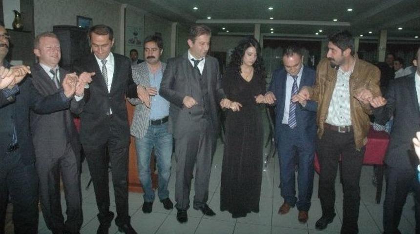 Avukatlar G&uuml;n&uuml; Halaylarla Kutlandı