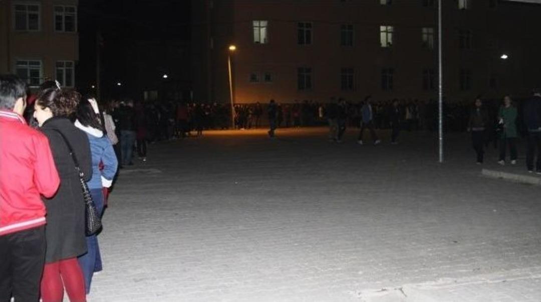 Mehmet Erdem Konserine Yoğun İlgi