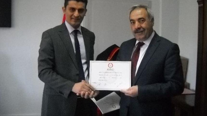 Başkan Yılmaz Mazbatasını Aldı