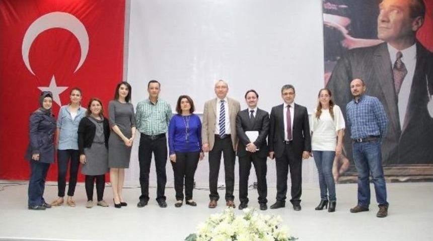 D&uuml;nyada Aktif İnternet Kullanıcı Sayısı &Uuml;&ccedil; Milyar Kişi