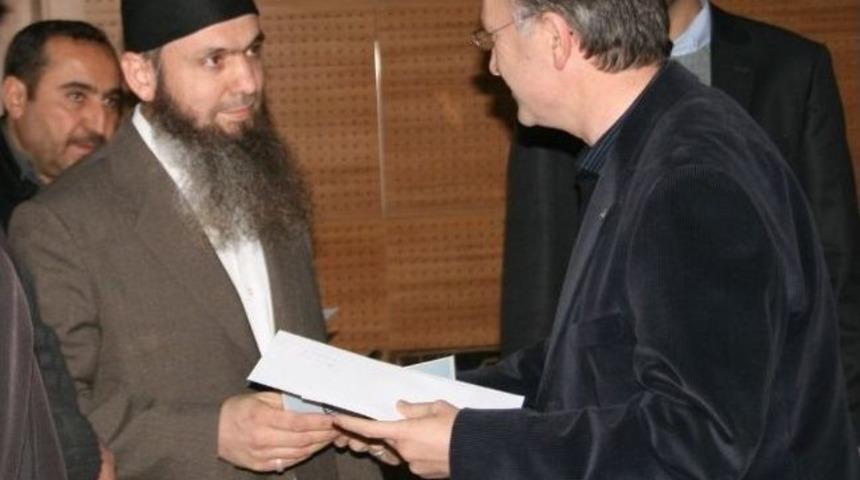 Umre Hediyeli Meal Bilgi Yarışmasında &Ouml;d&uuml;ller Sahiplerini Buldu