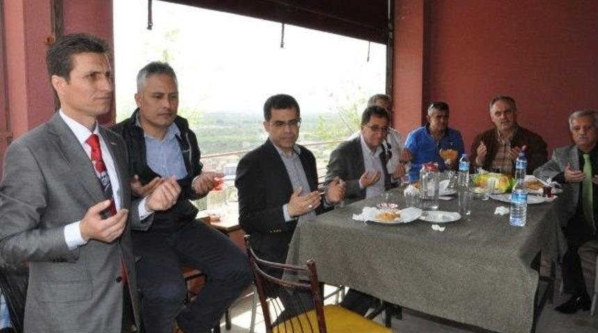 Edremit&rsquo;te Se&ccedil;im Kazanan Muhtarlar Hayır D&uuml;zenledi