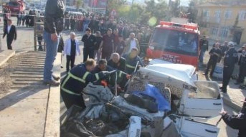 Feci Kazadaki &Ouml;l&uuml; Sayısı 3&rsquo;e &Ccedil;ıktı