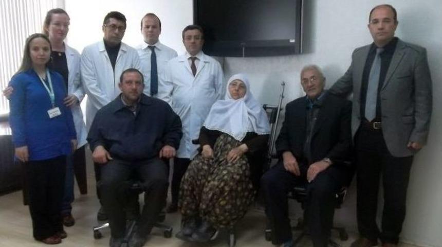 Şekil Bozukluğu Olan Burnu, Kaburgasından Alınan Par&ccedil;a İle Yeniden Yapıldı