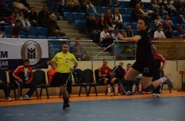 Hentbol Bayanlar S&uuml;per Lig 1