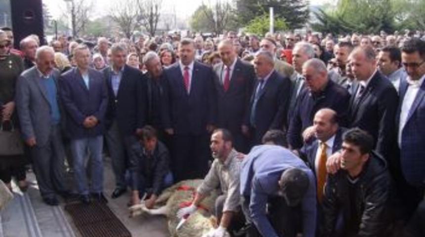 &Ccedil;iftlikk&ouml;y Belediyesi'nde devir teslim