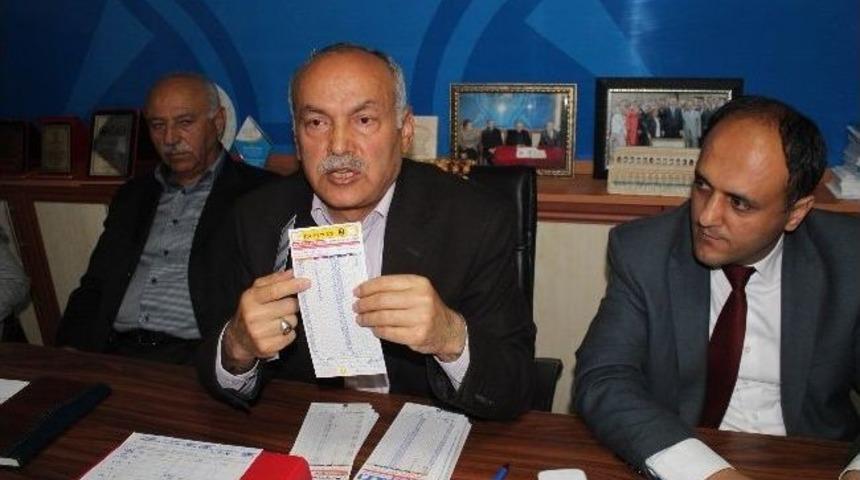 Se&ccedil;im Zaferini Kutladılar