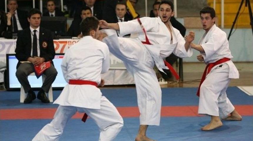 Boğazi&ccedil;i A&ccedil;ık Karate Turnuvası Sona Erdi