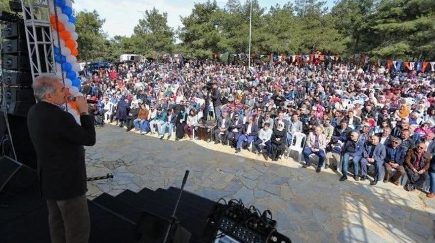 Başkan Uysal'dan Başakşehirlilere Teşekk&uuml;r Pikniği