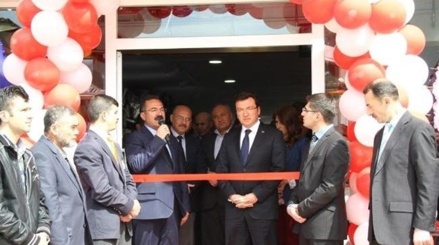 Belediye Başkanı Acehan İşyeri A&ccedil;ılışına Katıldı