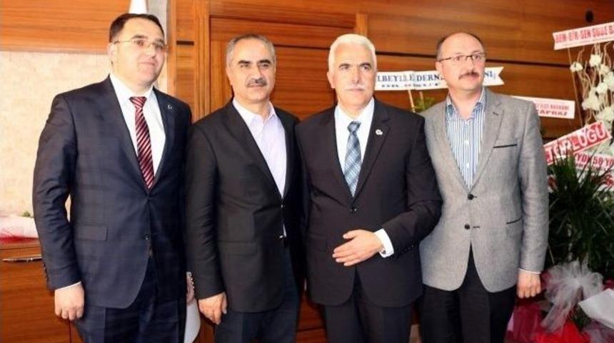 Sivas Belediye Başkanı Aydın&rsquo;a Hayırlı Olsun Ziyaretleri S&uuml;r&uuml;yor