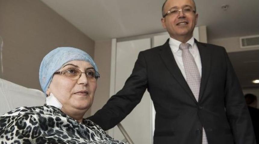 Bu Ameliyat D&uuml;nyada İlk