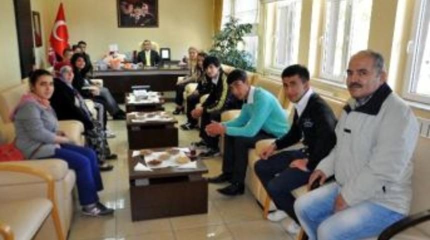 &Ouml;ğrenci Ve Velilerden Kaymakam Sonel&rsquo;e Teşekk&uuml;r