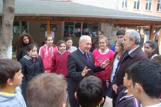 İlk&ouml;ğretim &Ouml;ğrencisinin Bilimsel &Ccedil;alışması Eskişehir&rsquo;de Sergilenecek 1