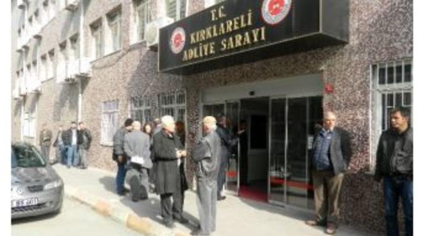 Kırklareli'de 'gezi' Davasında Erteleme Kararı