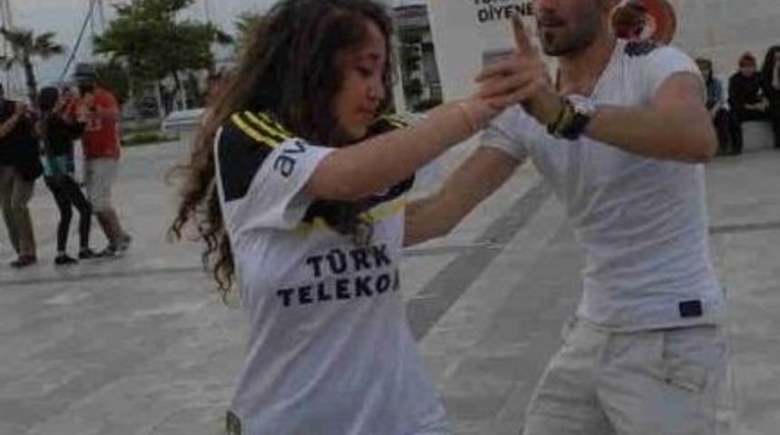 Fethiye'de Sokak Tangosu İlgiyle İzlendi