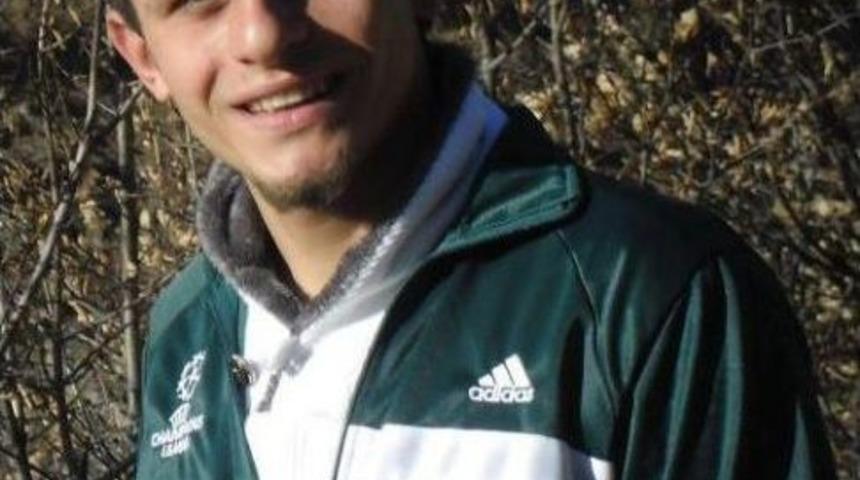 Turgutlu'da Silahlı Kavga: 1 &Ouml;l&uuml;, 1 Yaralı