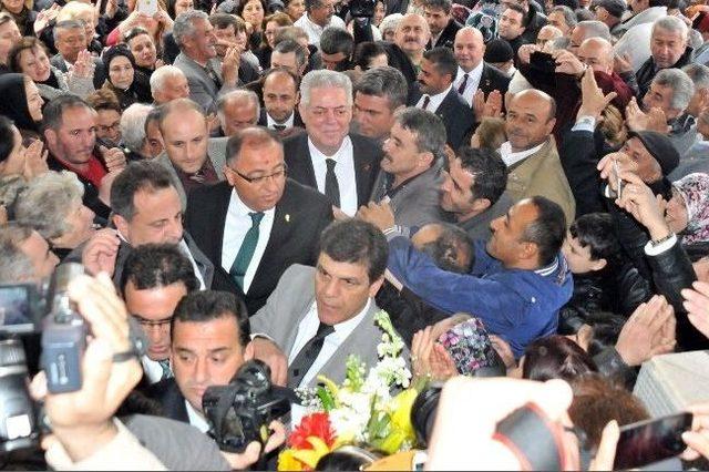 Yalova Belediyesi nde Kurbanlar Eşliğinde Devir Teslim 1